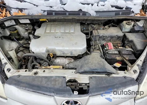 2010 Toyota Sienna Ce z USA, uszkodzony, nr VIN 5TDKK4CCXAS332848